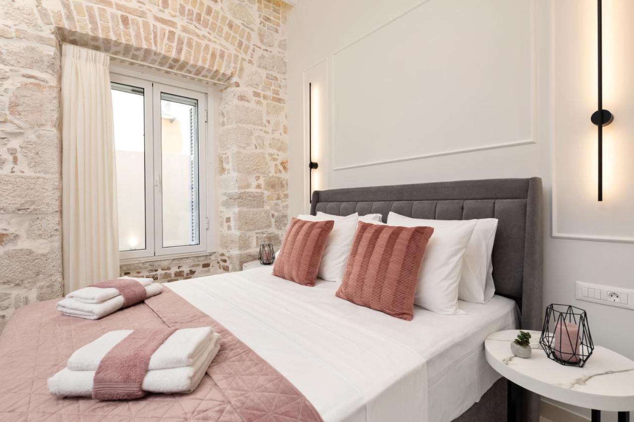 Modern-Vintage Old Town Suites Corfu  Eksteriør billede
