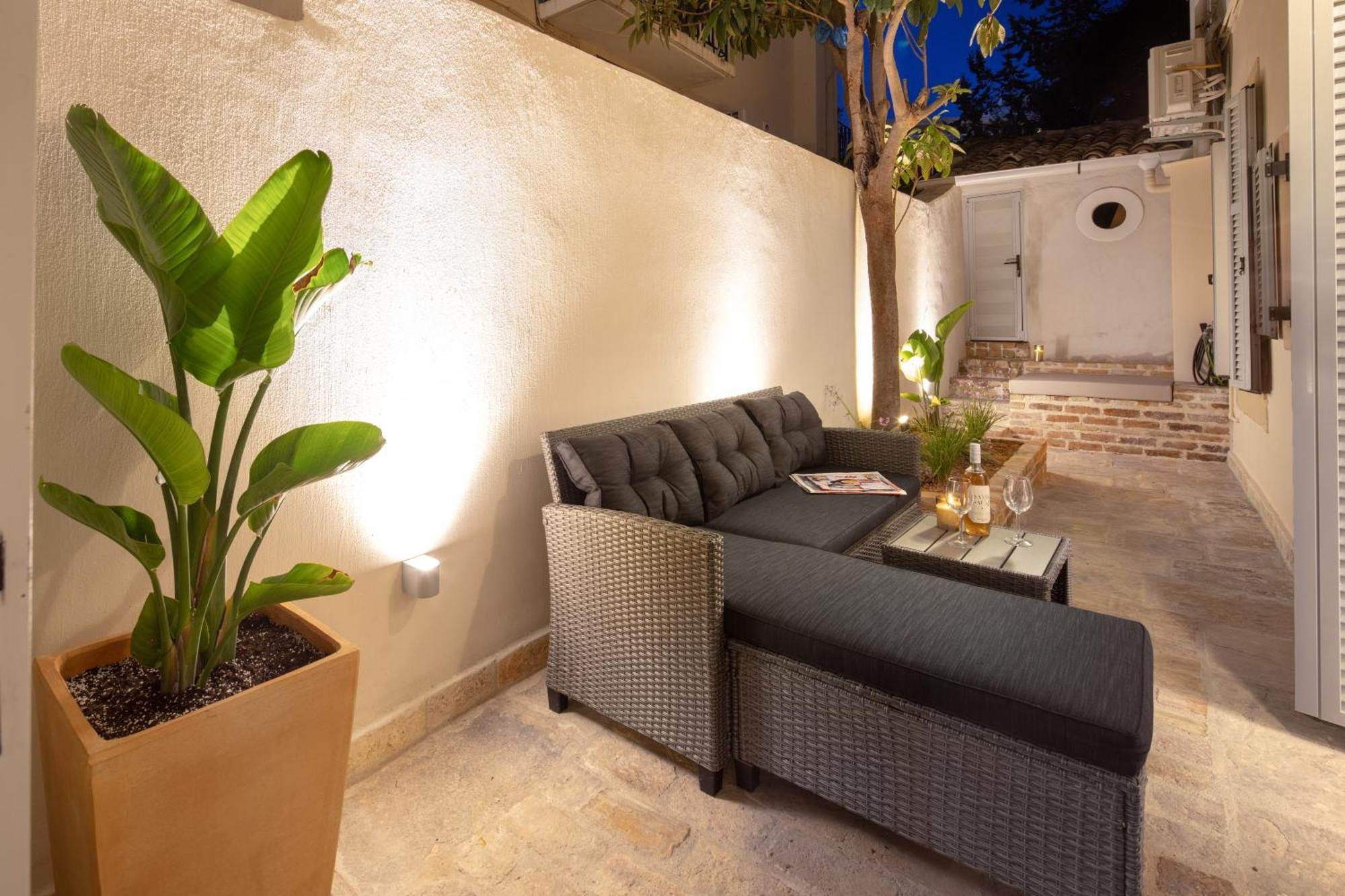 Modern-Vintage Old Town Suites Corfu  Eksteriør billede