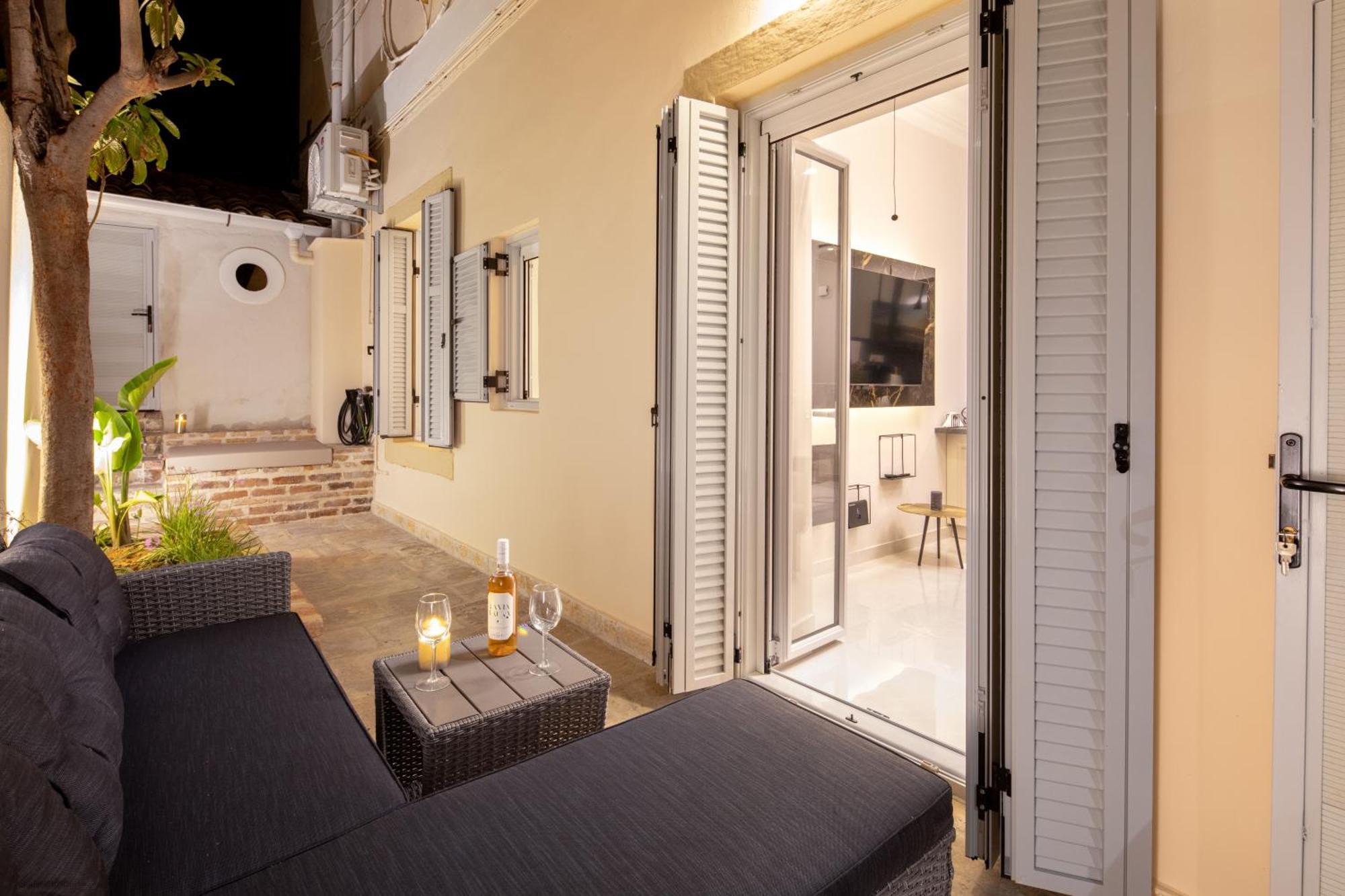 Modern-Vintage Old Town Suites Corfu  Eksteriør billede